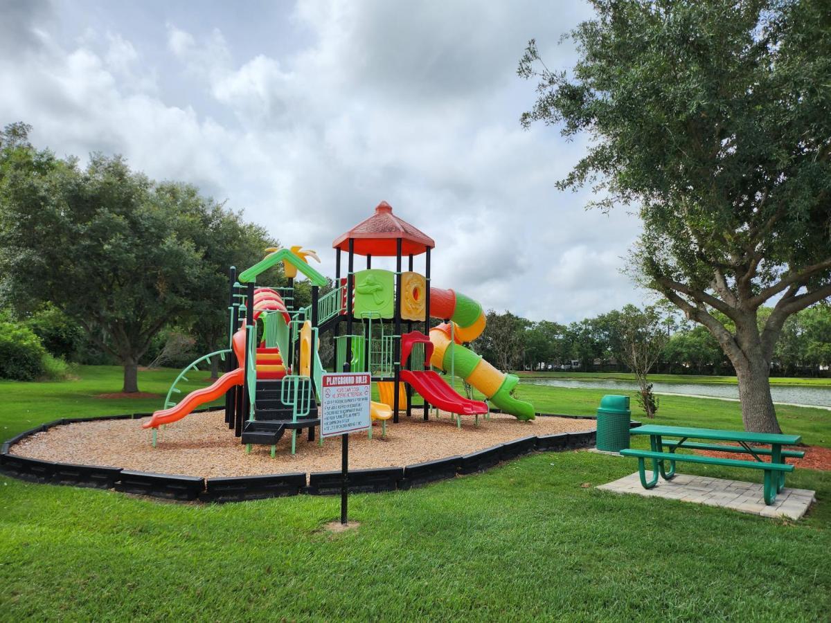 Fully Renovated, Quiet, Spacious Disney Themed Pool Home With Office Kissimmee Exteriör bild